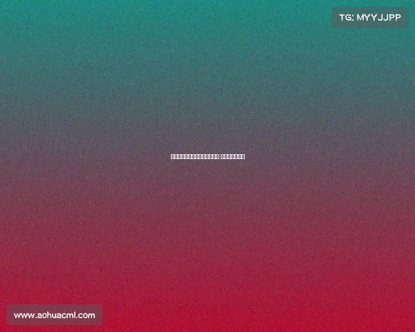 巴萨三名夏季新援捧甘伯杯合影 展现球队新气象